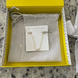 Kendra Scott Necklace & Earring Set